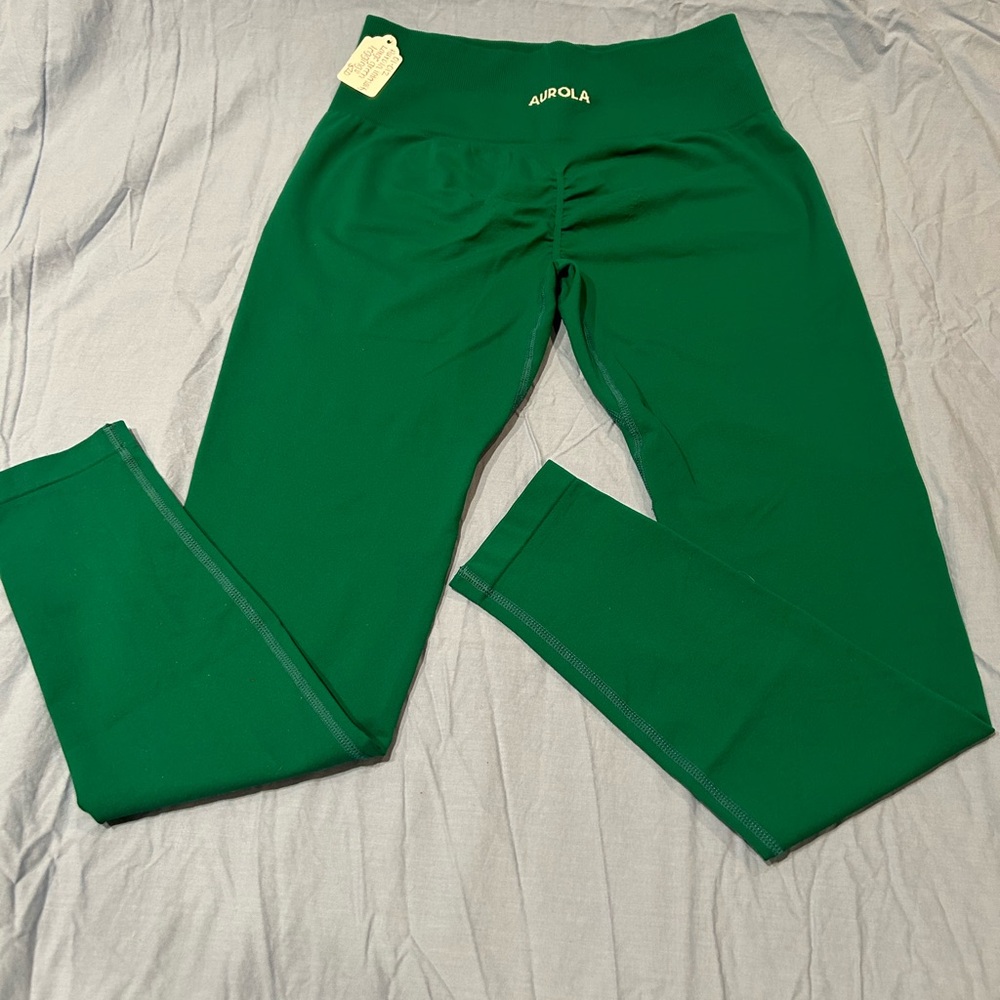 Aurola 7/8 length Intensify Green Large Rear-enhancing Leggings